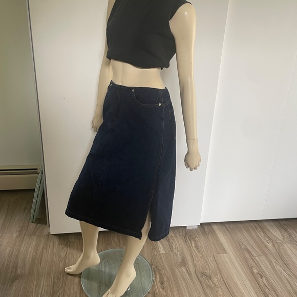 Dark Denim Skirt , Size 9, Side Slit - Picture 7 of 7